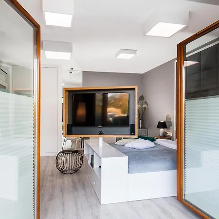 Central Apartments By Bed&Bath Krakow Exterior photo