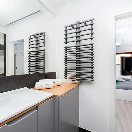 Central Apartments By Bed&Bath Krakow Exterior photo