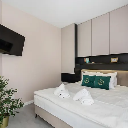 Central Apartments By Bed&Bath Krakow Exterior photo