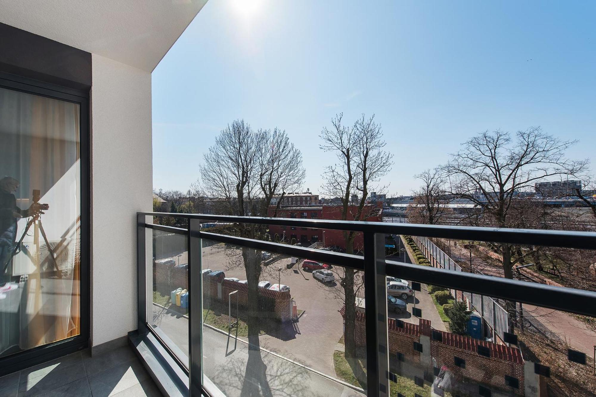 By Bed&bath Apartment